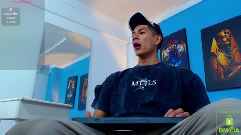 Valerio  online show from December 2, 2024, 7:49 pm