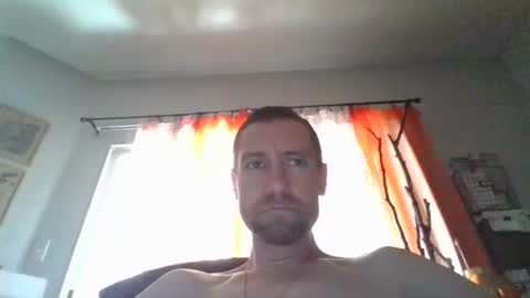 Snapshot of calbry82 chatting on March 27, 2026, 6:29 pm calbry82 online show from March 27, 2026, 6:29 pm