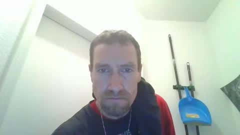 Snapshot of calbry82 chatting on April 29, 2026, 12:42 pm calbry82 online show from April 29, 2026, 12:42 pm