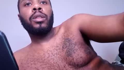 Snapshot of caliclysm12 chatting on November 10, 2025, 12:26 pm Caliclysm online show from November 10, 2025, 12:26 pm