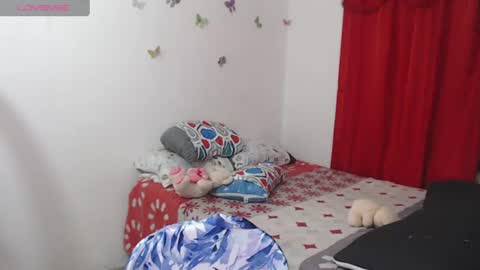 Snapshot of caliente_in_passion chatting on July 5, 2026, 6:53 am caliente_in_passion online show from July 5, 2026, 6:53 am