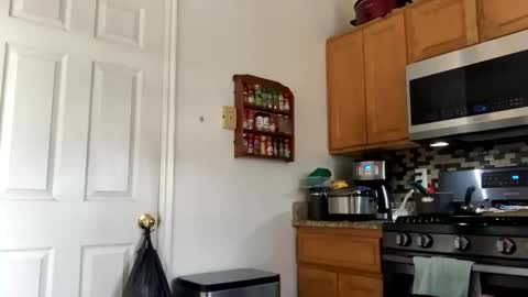 calishop1 online show from December 16, 2024, 4:27 pm