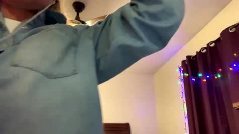 calishop1 online show from March 10, 2025, 3:45 am