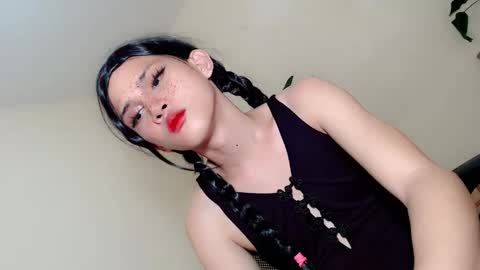 Snapshot of call_me_clara chatting on May 2, 2026, 11:21 pm CALL ME CLARA online show from May 2, 2026, 11:21 pm