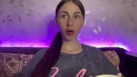 Anna online show from January 7, 2025, 6:45 pm