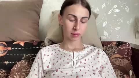 Snapshot of call_me_dad_ chatting on March 2, 2026, 6:47 am Anna online show from March 2, 2026, 6:47 am