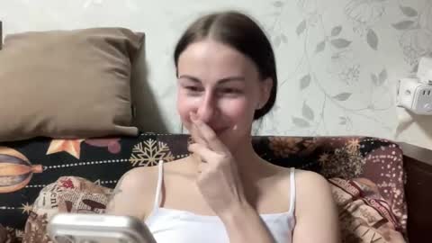 Snapshot of call_me_dad_ chatting on March 9, 2026, 8:24 pm Anna online show from March 9, 2026, 8:24 pm