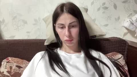 Snapshot of call_me_dad_ chatting on April 4, 2026, 11:02 pm Anna online show from April 4, 2026, 11:02 pm