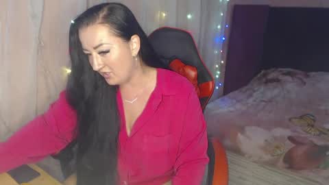Snapshot of call_me_shaya chatting on June 8, 2026, 3:34 pm Shaya online show from June 8, 2026, 3:34 pm