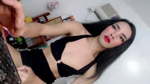 Snapshot of call_me_taylor chatting on July 29, 2026, 4:54 am call_me_taylor online show from July 29, 2026, 4:54 am