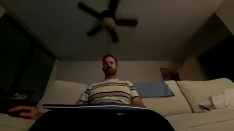 Snapshot of callesalada2 chatting on April 18, 2026, 5:55 am Whitest Boy Alive online show from April 18, 2026, 5:55 am