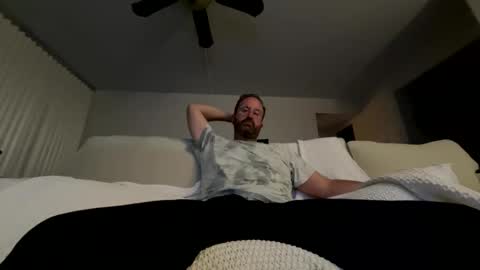 Snapshot of callesalada2 chatting on May 1, 2026, 3:22 am Whitest Boy Alive online show from May 1, 2026, 3:22 am