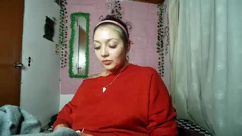 Snapshot of callme_lolas chatting on May 1, 2026, 5:56 am paula online show from May 1, 2026, 5:56 am