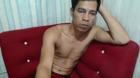 Snapshot of callme_pogs chatting on December 20, 2024, 5:25 am callme_pogs online show from December 20, 2024, 5:25 am