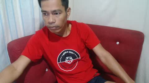 Snapshot of callme_pogs chatting on January 25, 2025, 9:35 pm callme_pogs online show from January 25, 2025, 9:35 pm