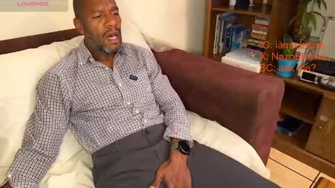 My name is Robert  Dont be shysay hi I love to chat. For requests or dirty talk please use tips  online show from April 9, 2026, 4:34 am