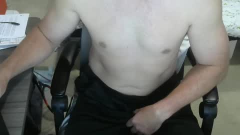 callmeroger33 online show from October 9, 2025, 3:43 pm