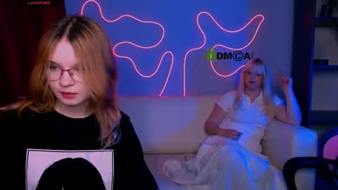 callmevivien online show from April 18, 2026, 7:07 pm