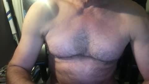 Snapshot of callum5555 chatting on January 6, 2026, 1:42 am callum5555 online show from January 6, 2026, 1:42 am