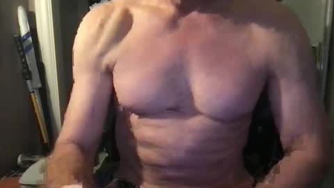 Snapshot of callum5555 chatting on February 15, 2026, 4:14 pm callum5555 online show from February 15, 2026, 4:14 pm