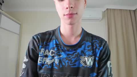 Hey I am Calvin  online show from February 19, 2025, 10:20 pm