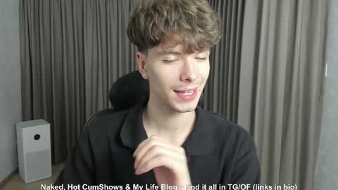 Hey I am Calvin  online show from November 30, 2025, 2:21 pm