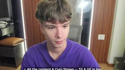 Snapshot of calvin_loves_you chatting on May 3, 2026, 5:08 pm Hey I am Calvin online show from May 3, 2026, 5:08 pm