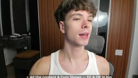 Hey I am Calvin  online show from June 6, 2026, 5:06 pm