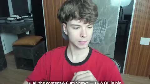 Hey I am Calvin  online show from June 20, 2026, 5:16 pm