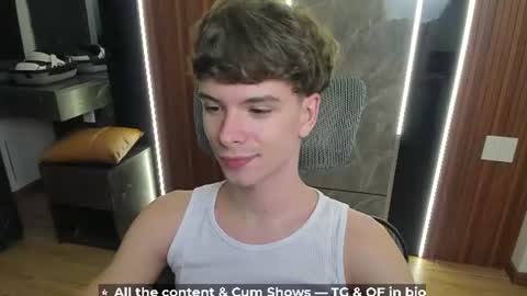 Hey I am Calvin  online show from June 23, 2026, 5:22 pm