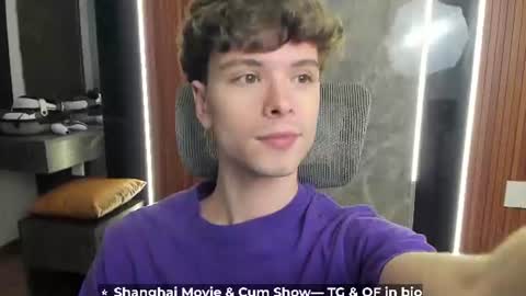 Hey I am Calvin  online show from July 1, 2026, 2:29 pm