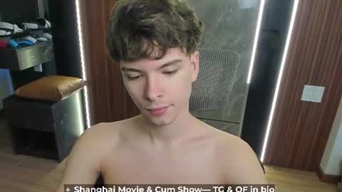 Hey I am Calvin  online show from July 19, 2026, 9:35 am