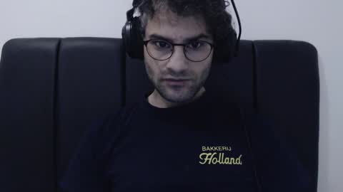 Calvinjohnlad online show from December 16, 2024, 9:46 am