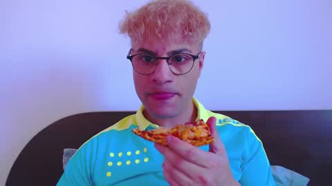 Calvinjohnlad online show from January 23, 2025, 12:41 pm