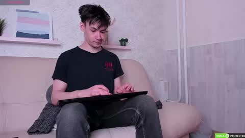 Calvin Owens online show from March 7, 2025, 3:29 am