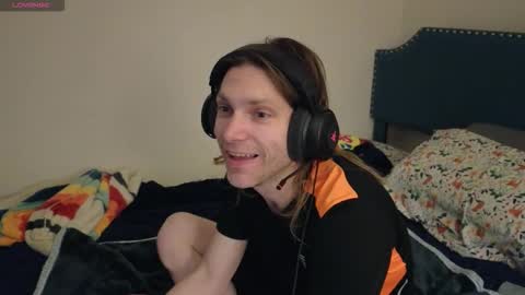 Calypso online show from November 16, 2025, 5:46 am