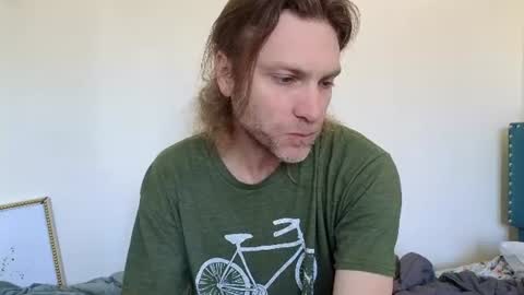Snapshot of calypsocabal chatting on June 14, 2026, 5:59 pm Calypso online show from June 14, 2026, 5:59 pm