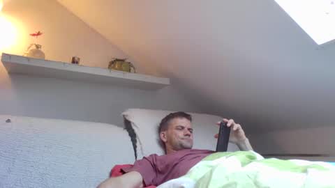 Snapshot of cam_bitch_boy chatting on December 8, 2024, 8:41 am cam_bitch_boy online show from December 8, 2024, 8:41 am