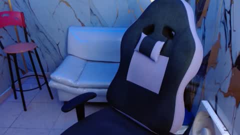 cam_xman online show from March 20, 2026, 1:16 pm