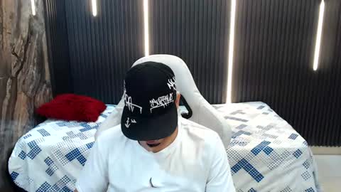 cam_xman online show from July 19, 2026, 3:38 pm