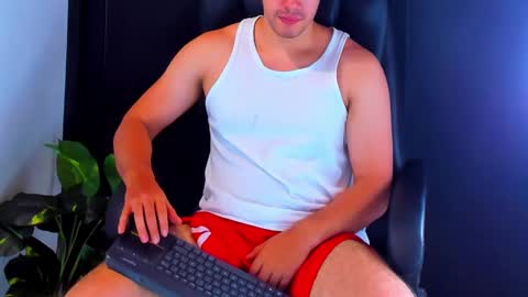 Snapshot of camara110 chatting on January 3, 2025, 4:37 pm camara110 online show from January 3, 2025, 4:37 pm