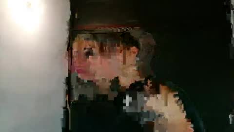 Snapshot of camara110 chatting on January 16, 2025, 4:28 am camara110 online show from January 16, 2025, 4:28 am