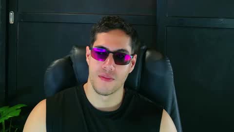 Snapshot of camara110 chatting on March 6, 2025, 3:13 am camara110 online show from March 6, 2025, 3:13 am