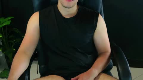 Snapshot of camara110 chatting on March 8, 2025, 2:34 am camara110 online show from March 8, 2025, 2:34 am