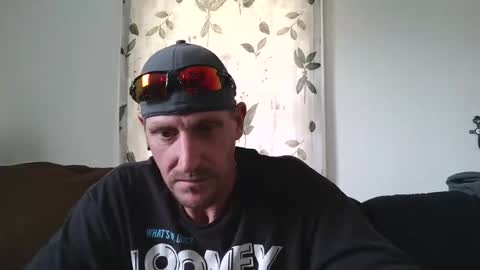 Chillaxin lets talk  online show from December 25, 2024, 5:26 pm