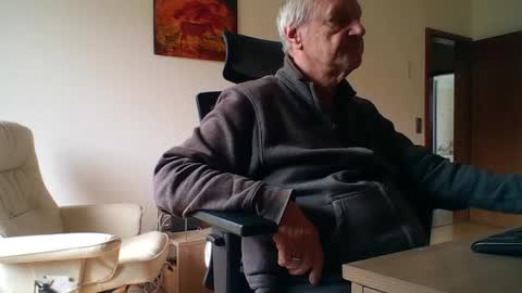 camcologne online show from March 14, 2026, 12:10 pm