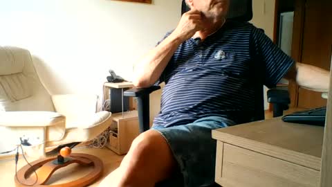 Snapshot of camcologne chatting on June 30, 2026, 9:21 am camcologne online show from June 30, 2026, 9:21 am