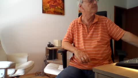 Snapshot of camcologne chatting on July 13, 2026, 3:15 pm camcologne online show from July 13, 2026, 3:15 pm