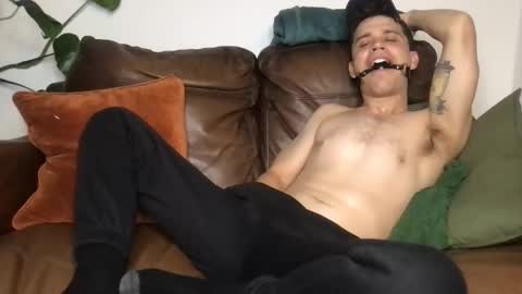 CamDoAttitude online show from October 24, 2025, 11:12 pm