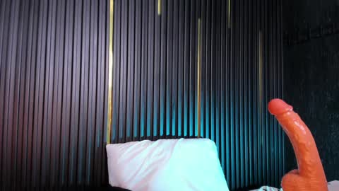 Snapshot of cameron_blake_ chatting on January 22, 2025, 5:26 am CAMERON online show from January 22, 2025, 5:26 am